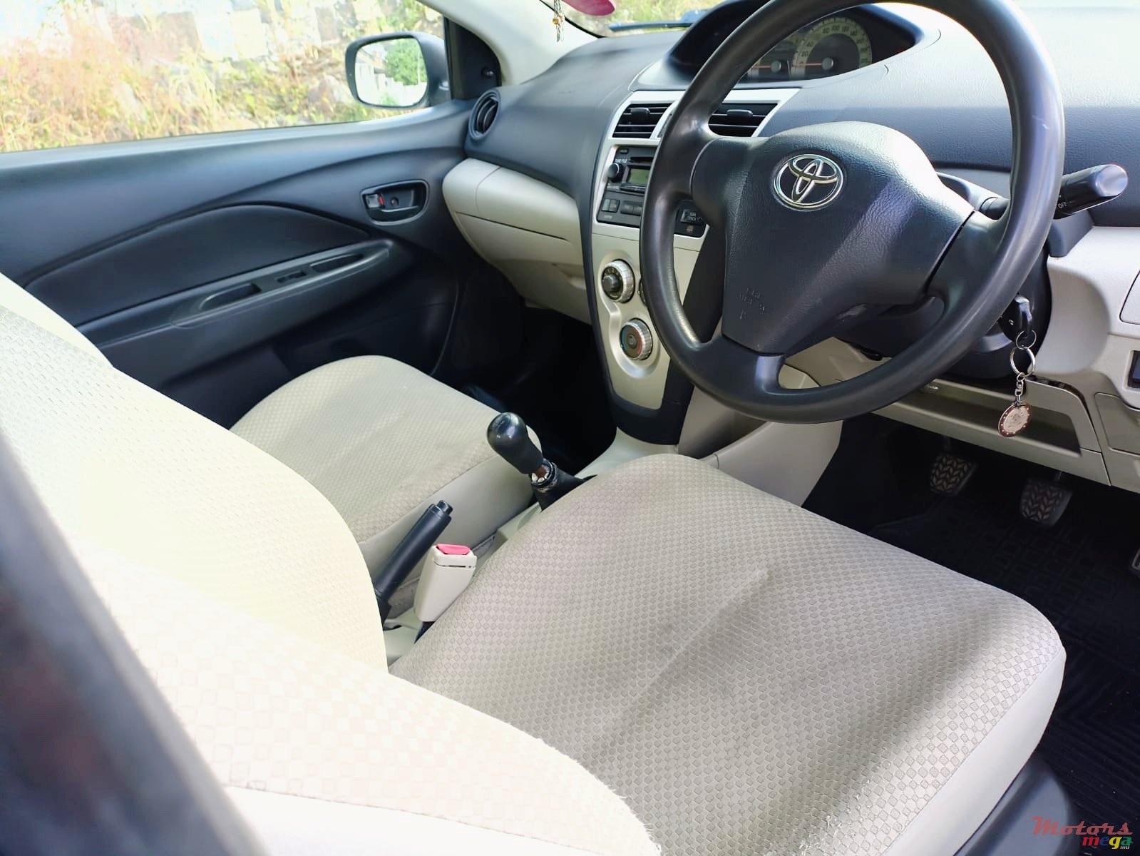 2008' Toyota photo #2