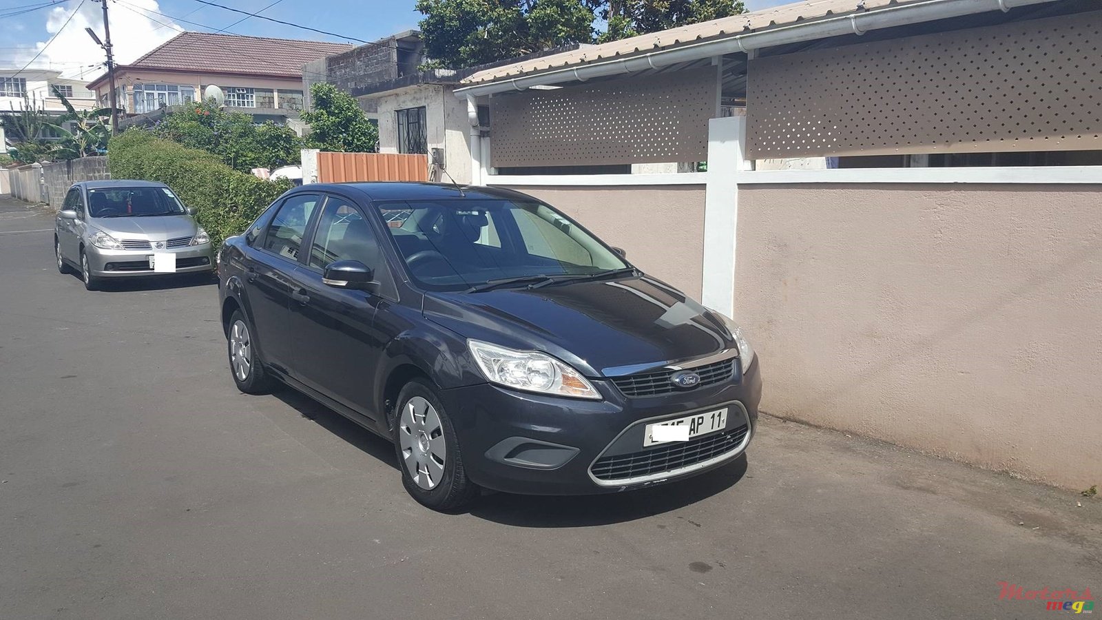 2011' Ford Focus photo #1