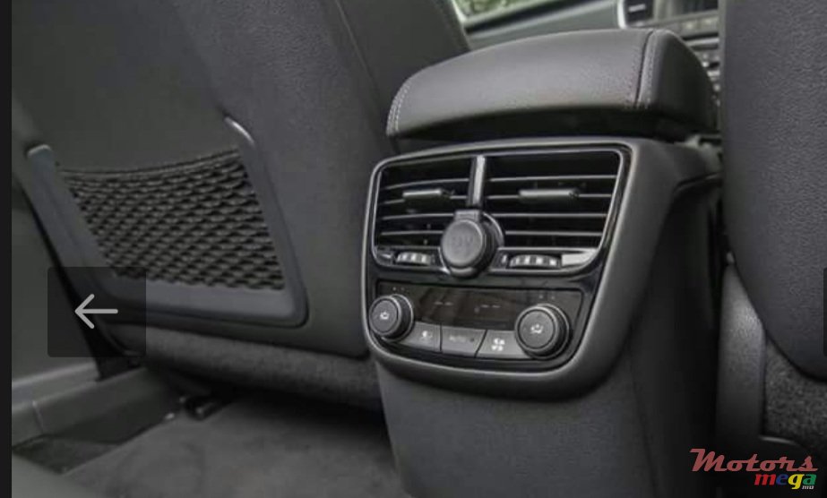 2012' Peugeot 508 Allure 1.6 turbo essence photo #4