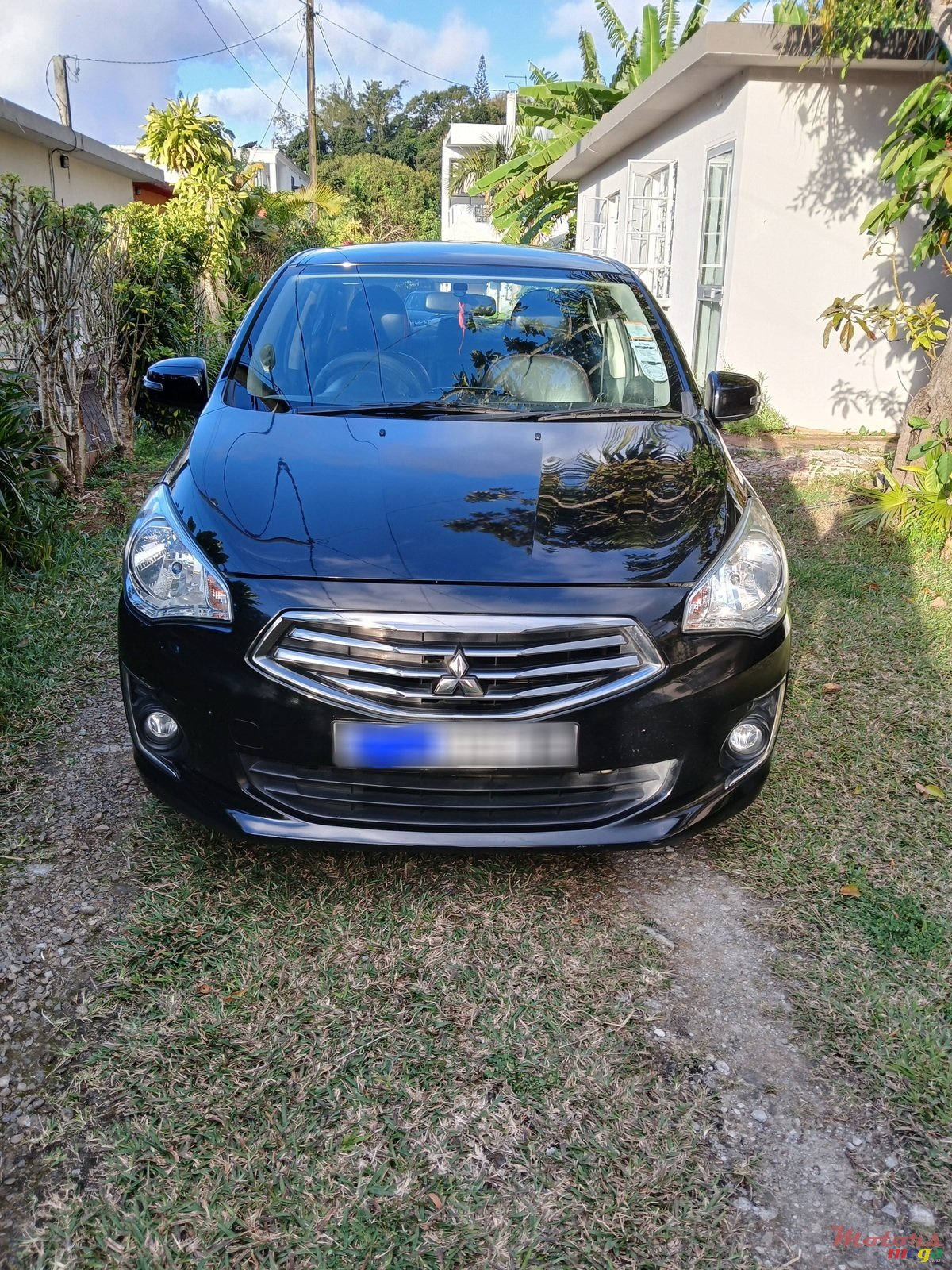 2016' Mitsubishi Attrage photo #3