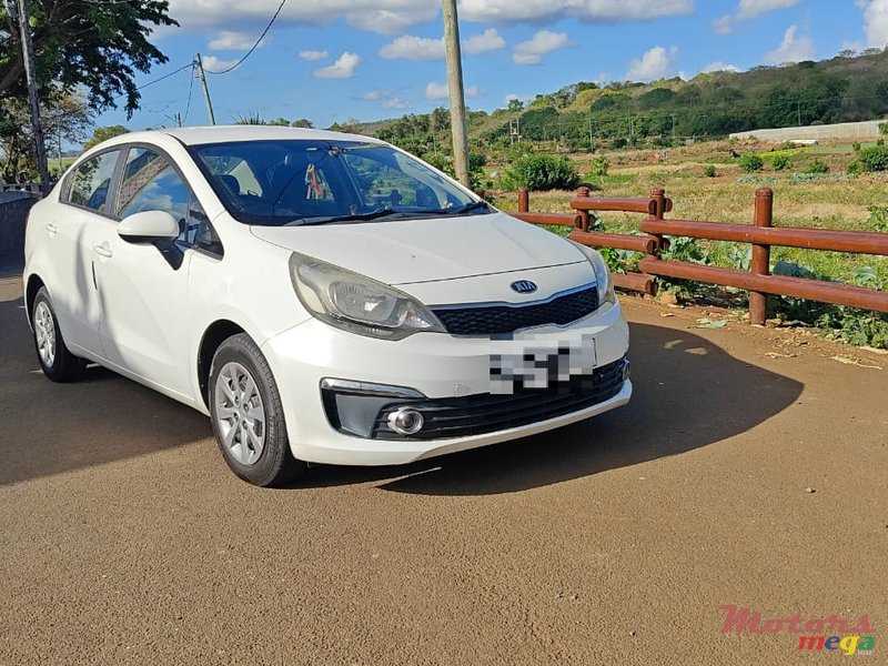 2017' Kia Rio photo #1