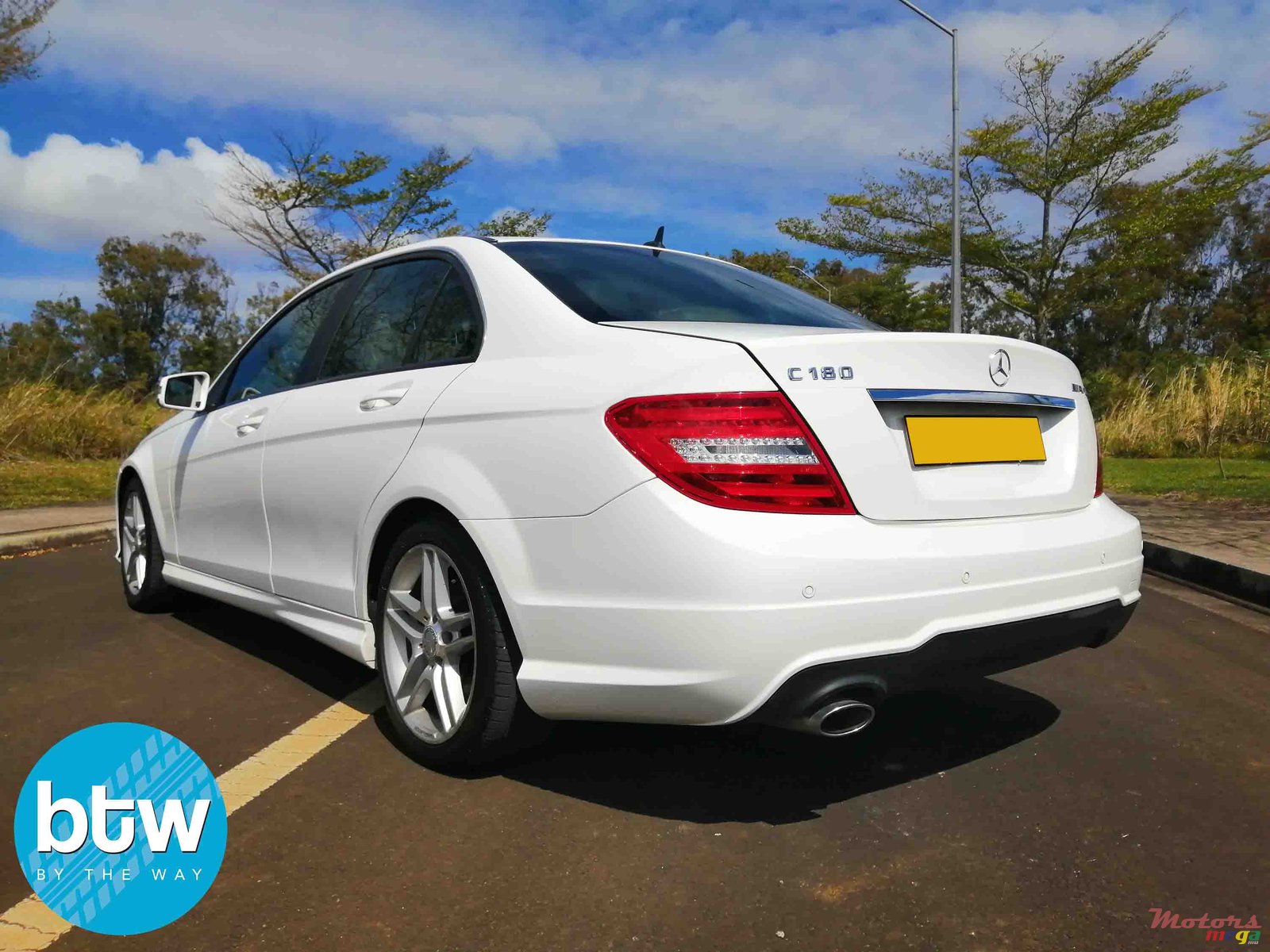 2013' Mercedes-Benz C-Class photo #3
