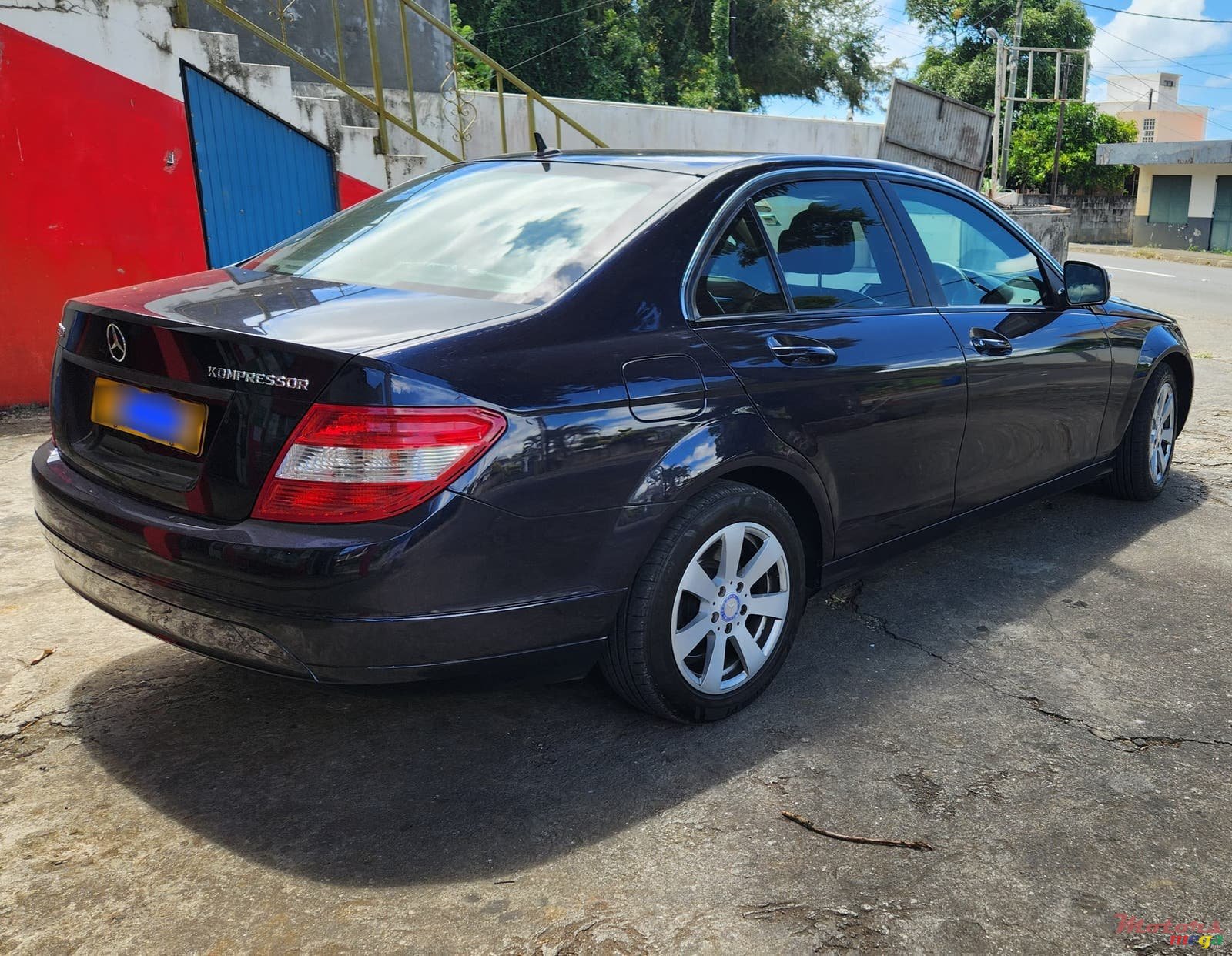 2008' Mercedes-Benz C 200 photo #2