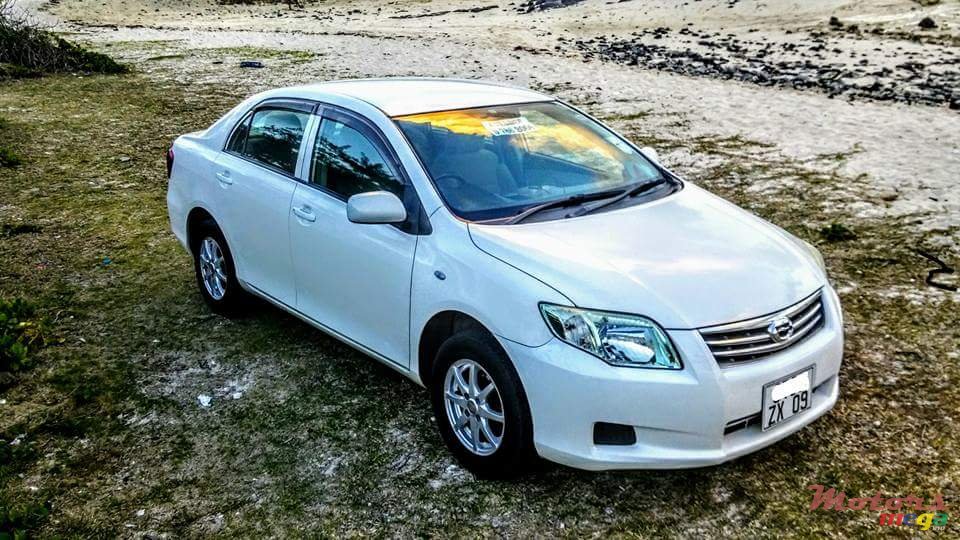 2009' Toyota Axio photo #1