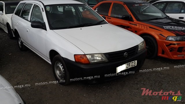 2003' Nissan Autovan  photo #1