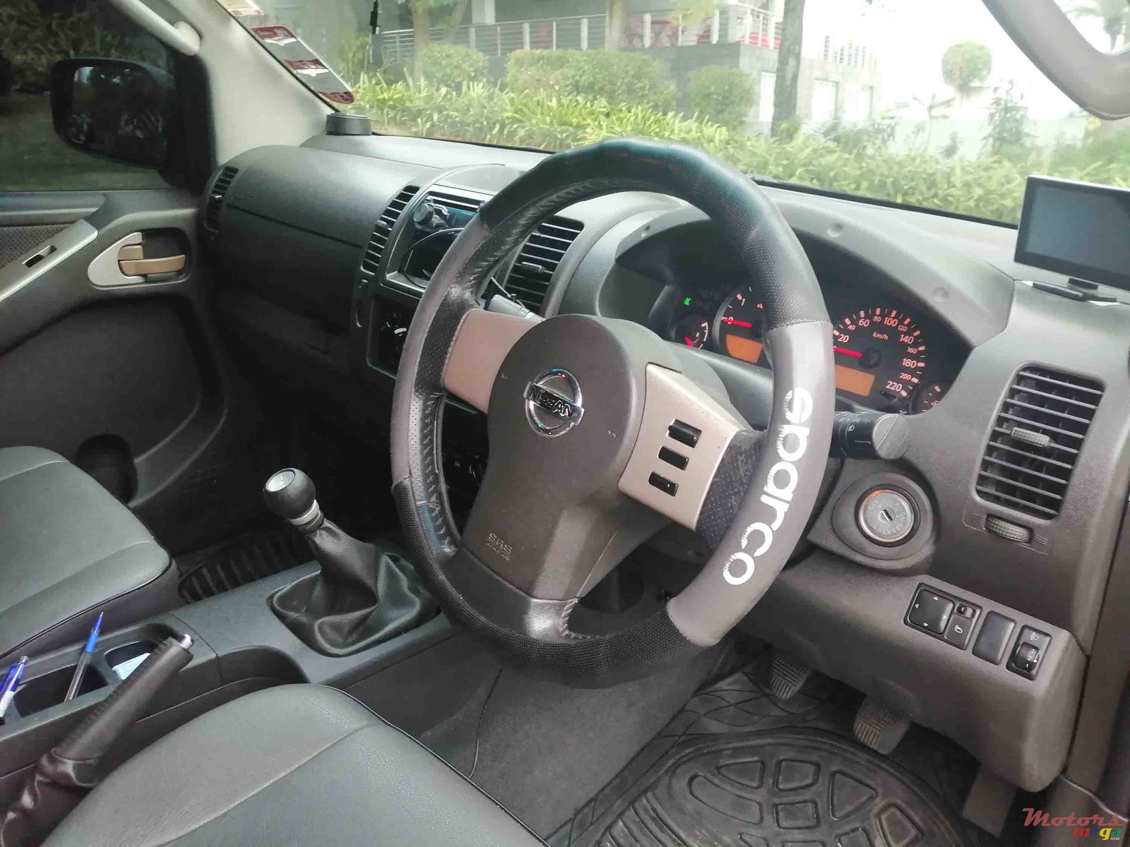 2008' Nissan Navara photo #6