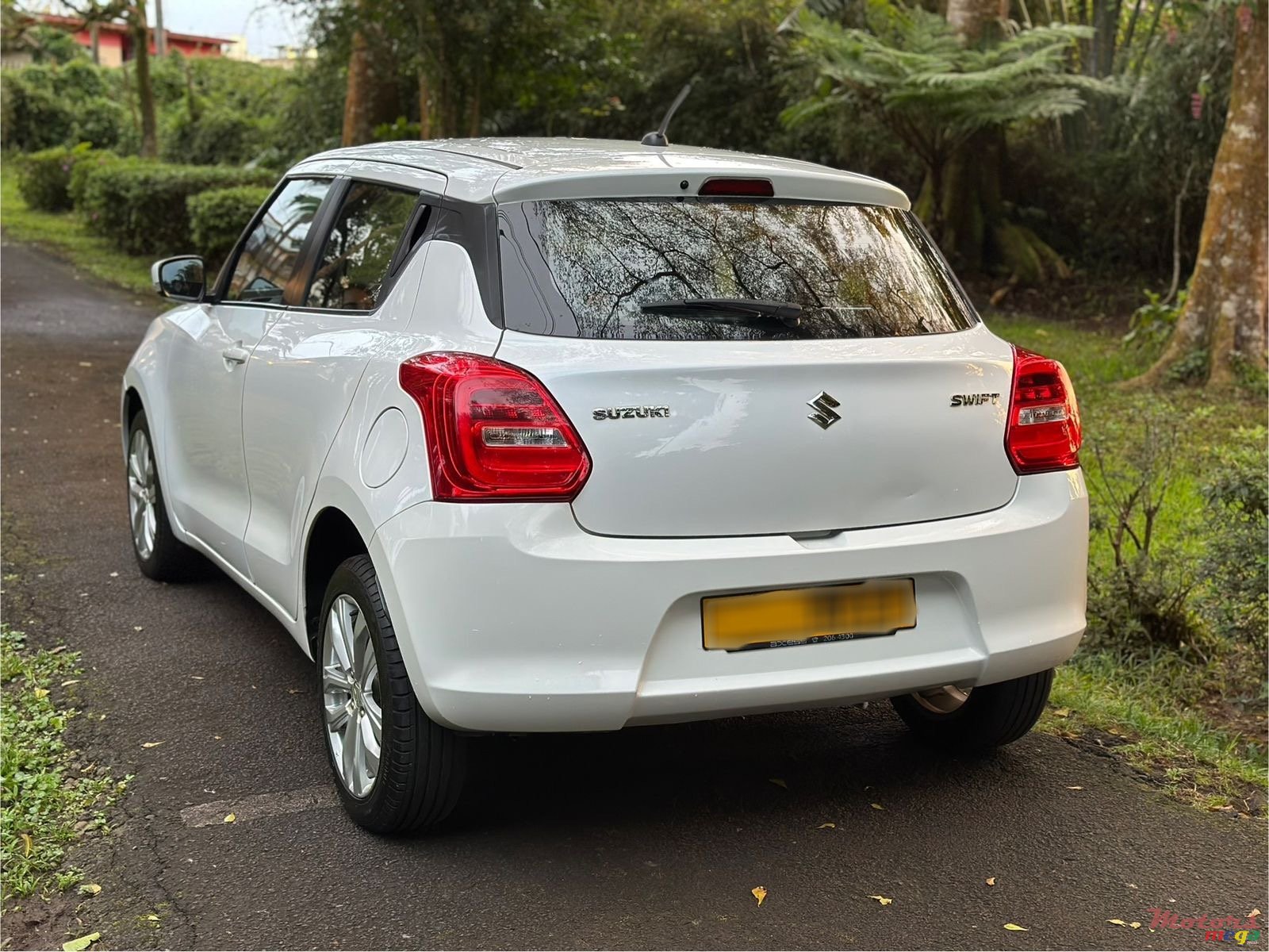 2021' Suzuki Swift photo #4