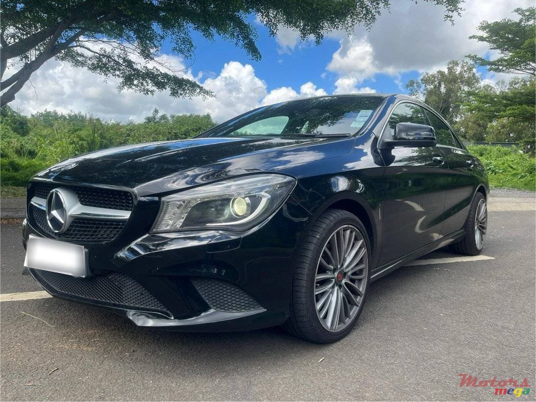 2014' Mercedes-Benz CLA 200 photo #2