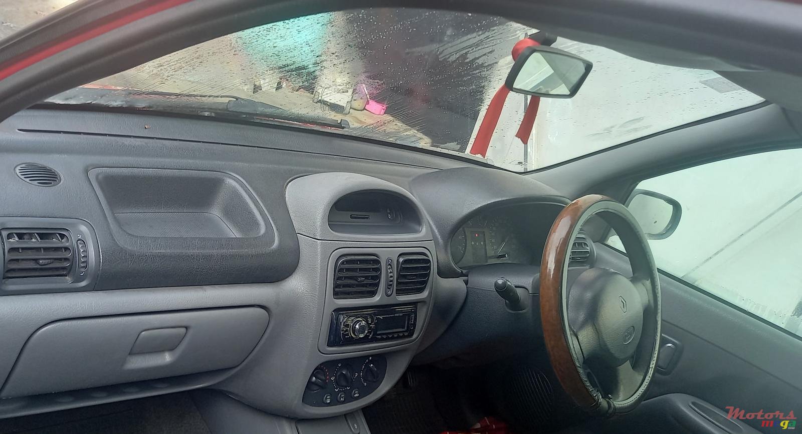 2006' Renault Clio photo #3