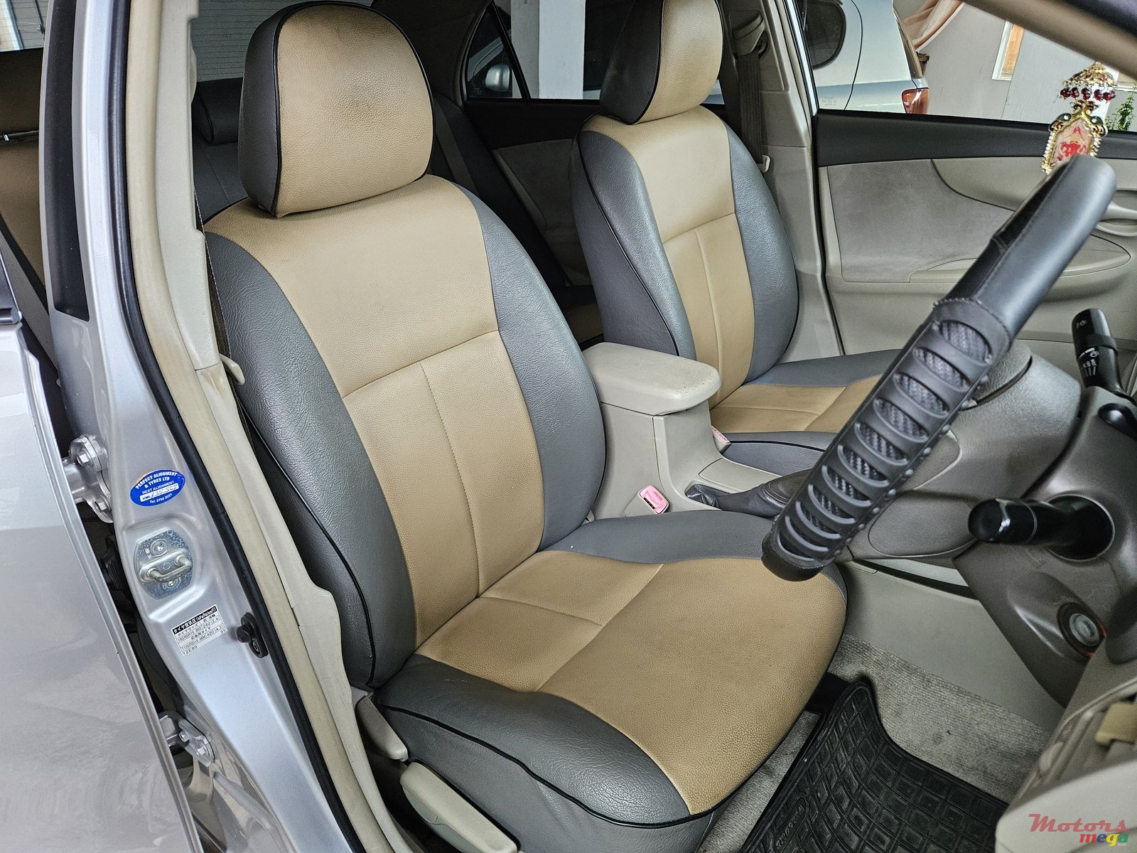 2010' Toyota Axio photo #5