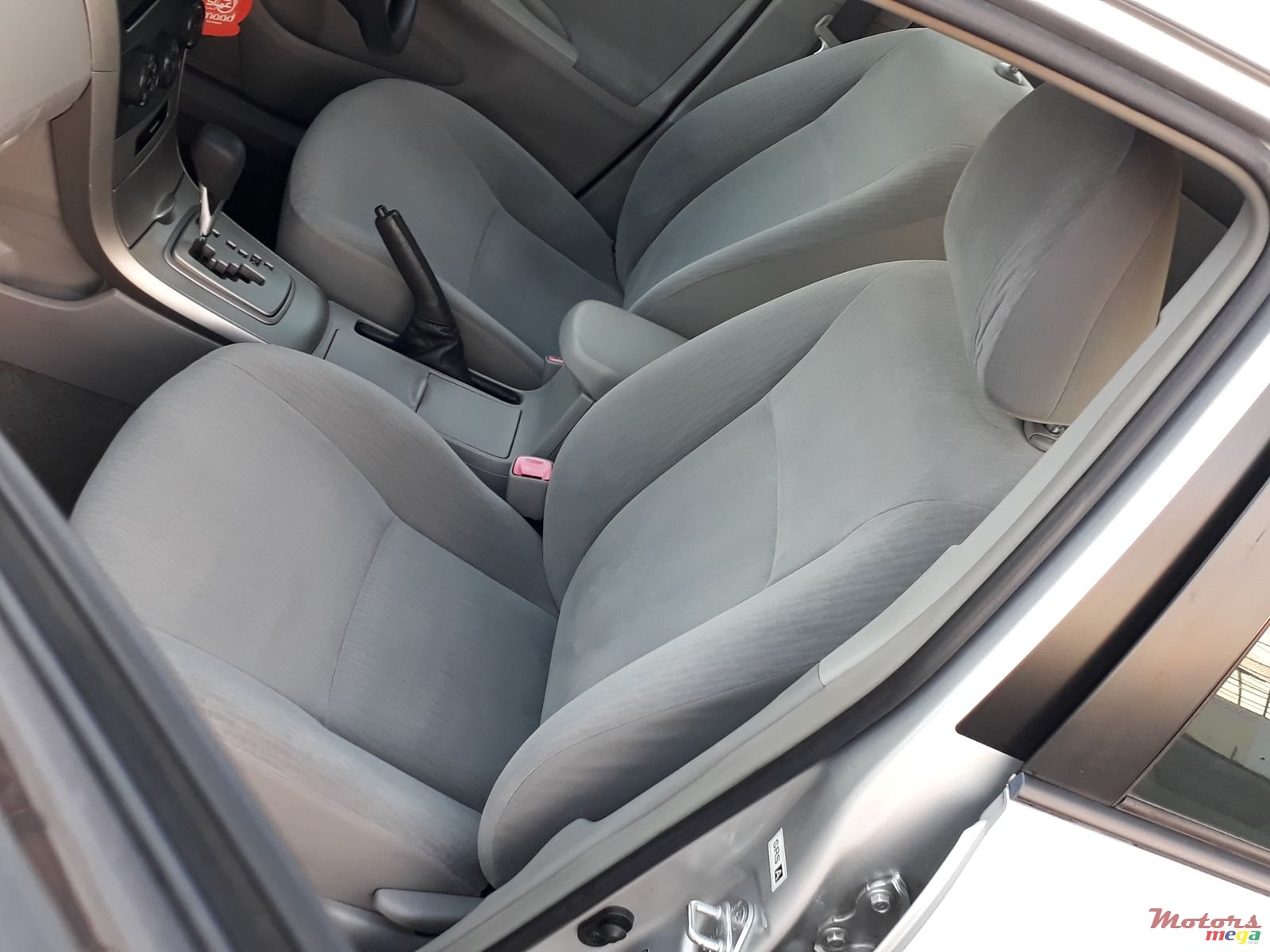 2007' Toyota Axio Private car photo #3