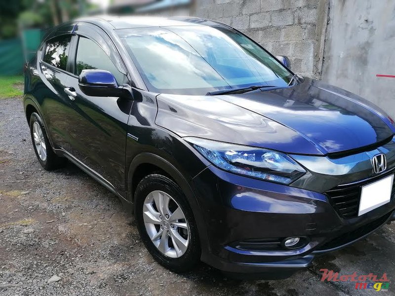 2015' Honda HR-V Vezel photo #3