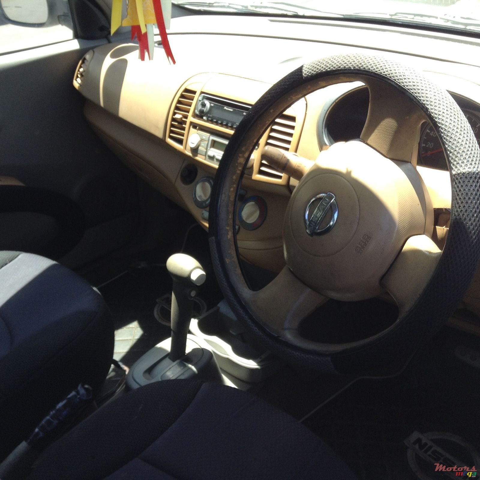 2002' Nissan March photo #2