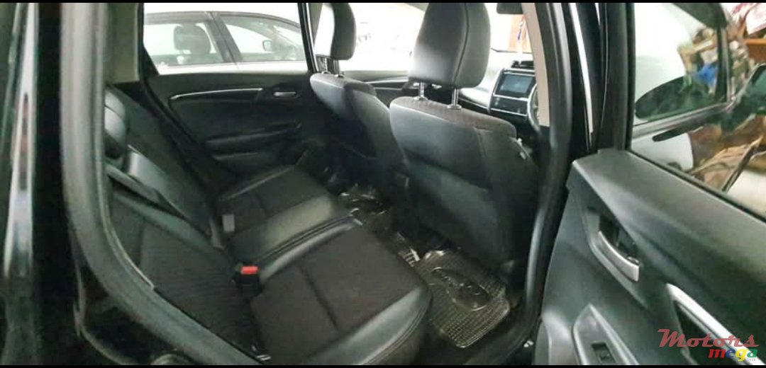 2014' Honda Fit photo #3