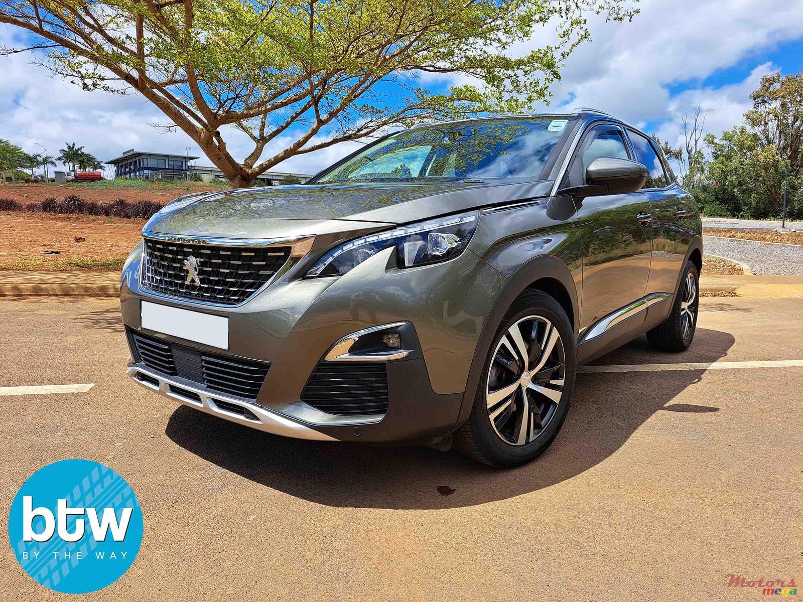 2019' Peugeot 3008 photo #2