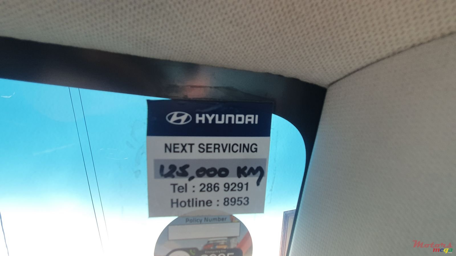 2012' Hyundai Elantra photo #2