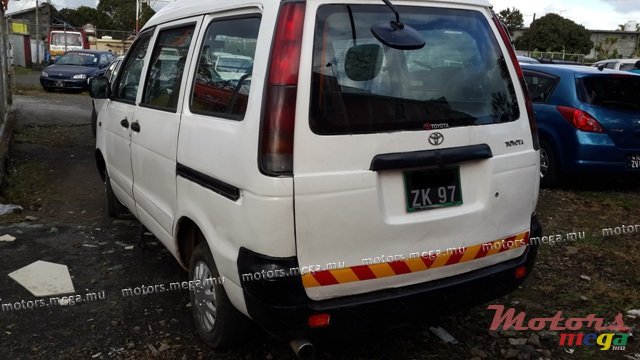 1997' Toyota Townace photo #2