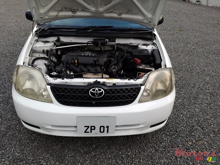 2001' Toyota Corolla NZE JAPAN photo #5