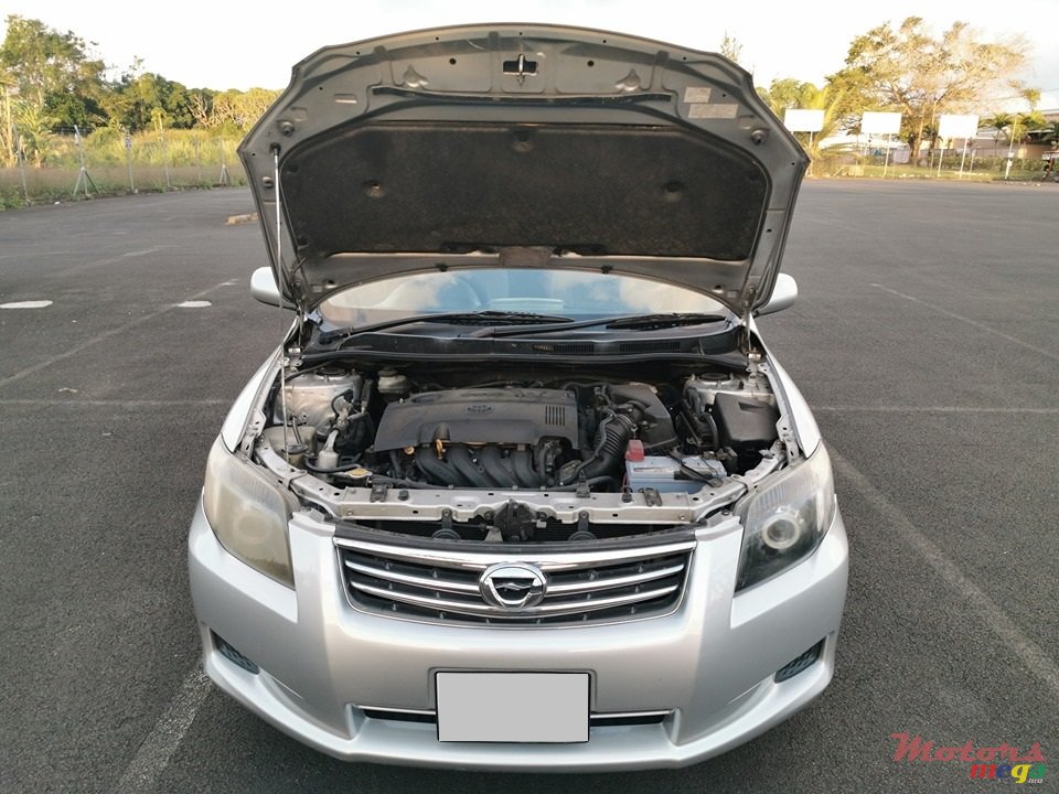 2010' Toyota Corolla Axio photo #7