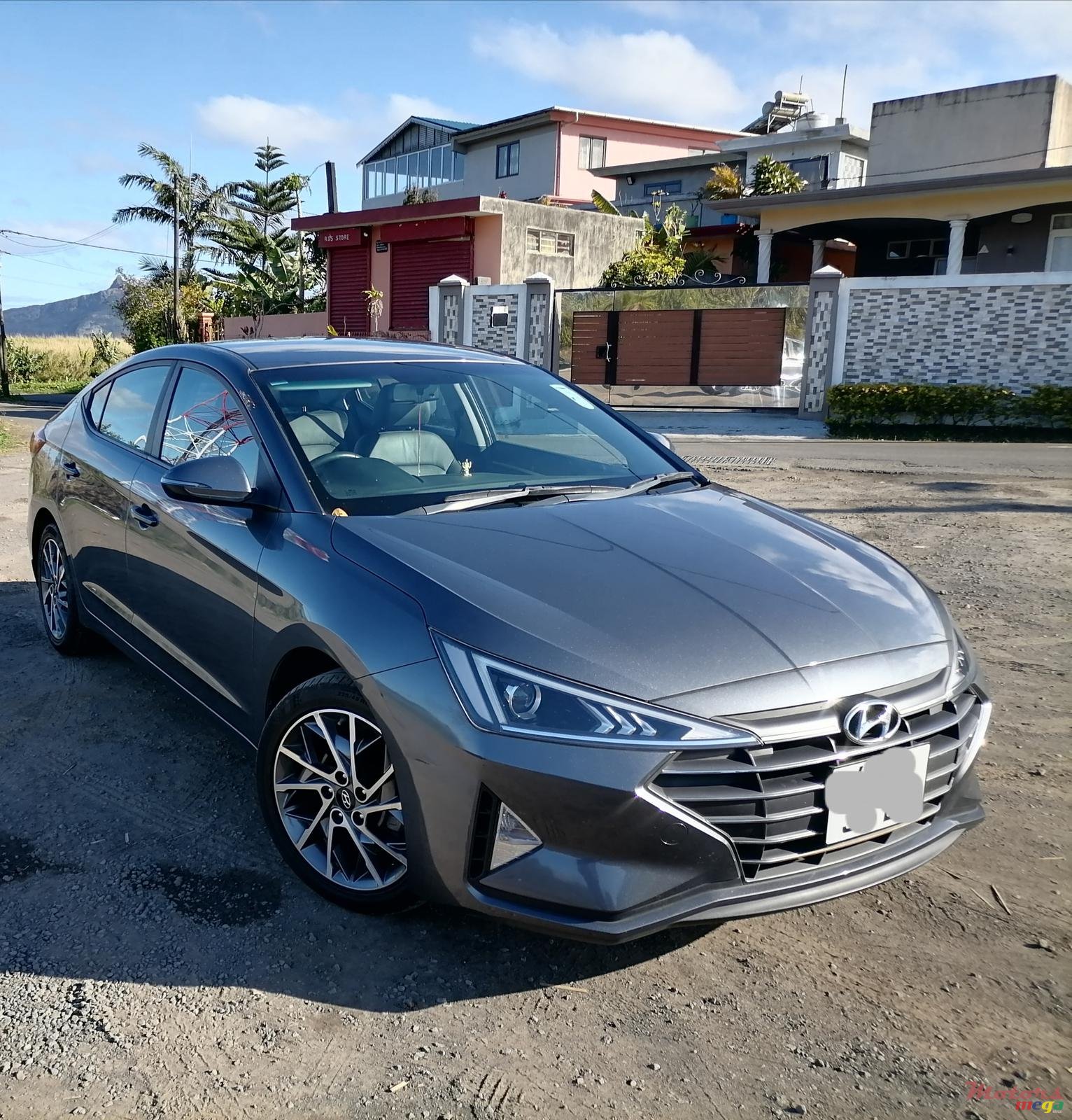 2020' Hyundai Elantra GLS photo #3