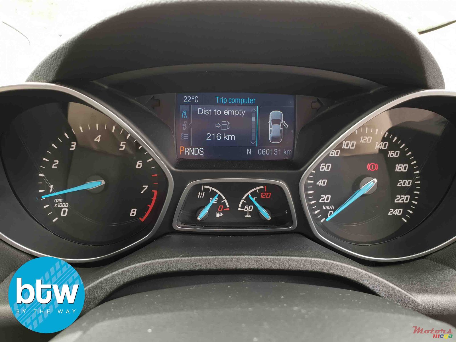 2014' Ford Kuga photo #5