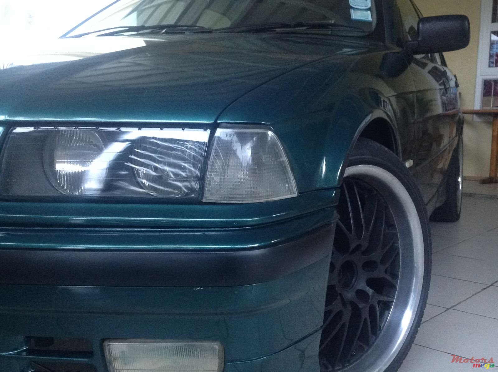 1998' BMW 318 Berline photo #1