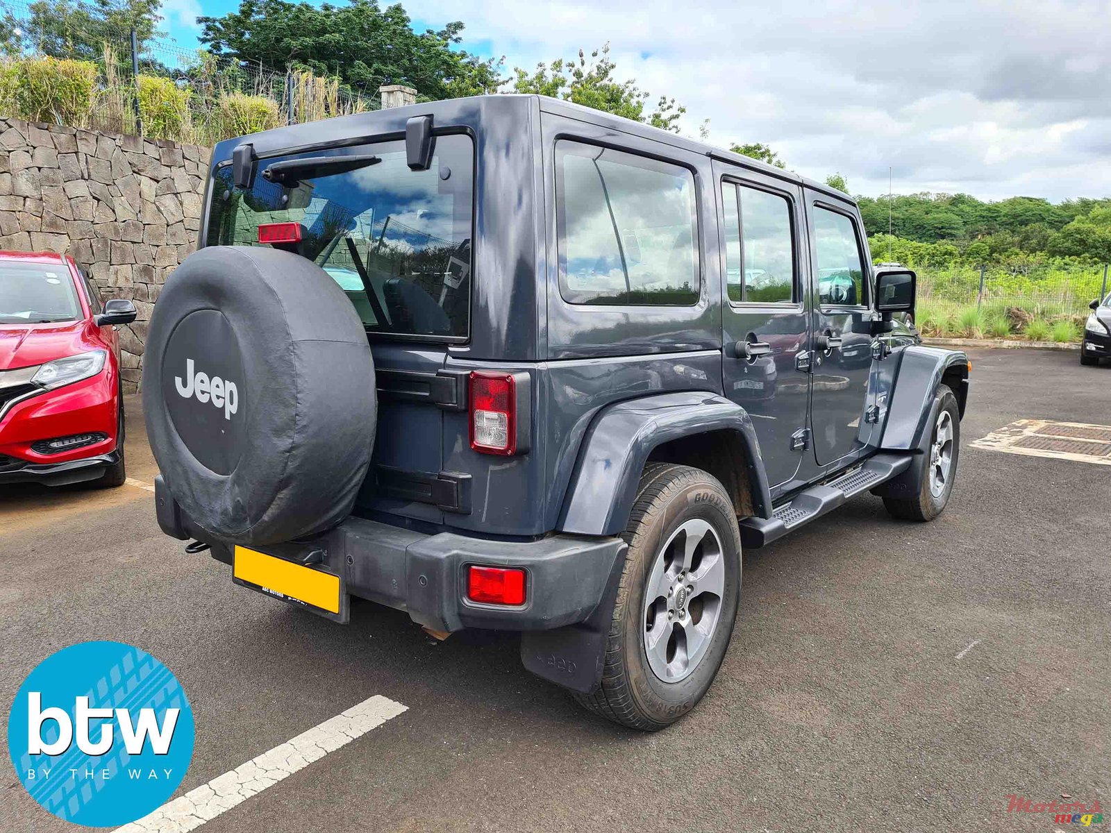 2017' Jeep Wrangler photo #2