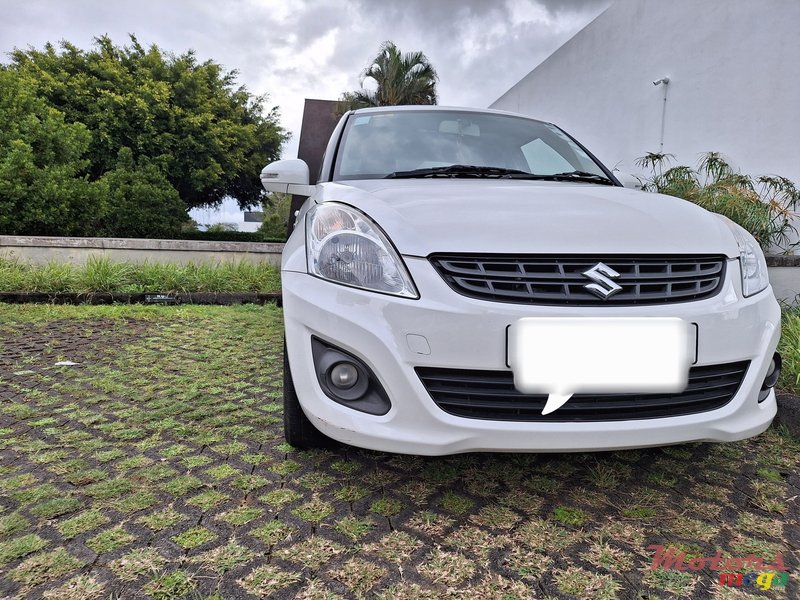 2014' Suzuki Swift Dzire photo #3