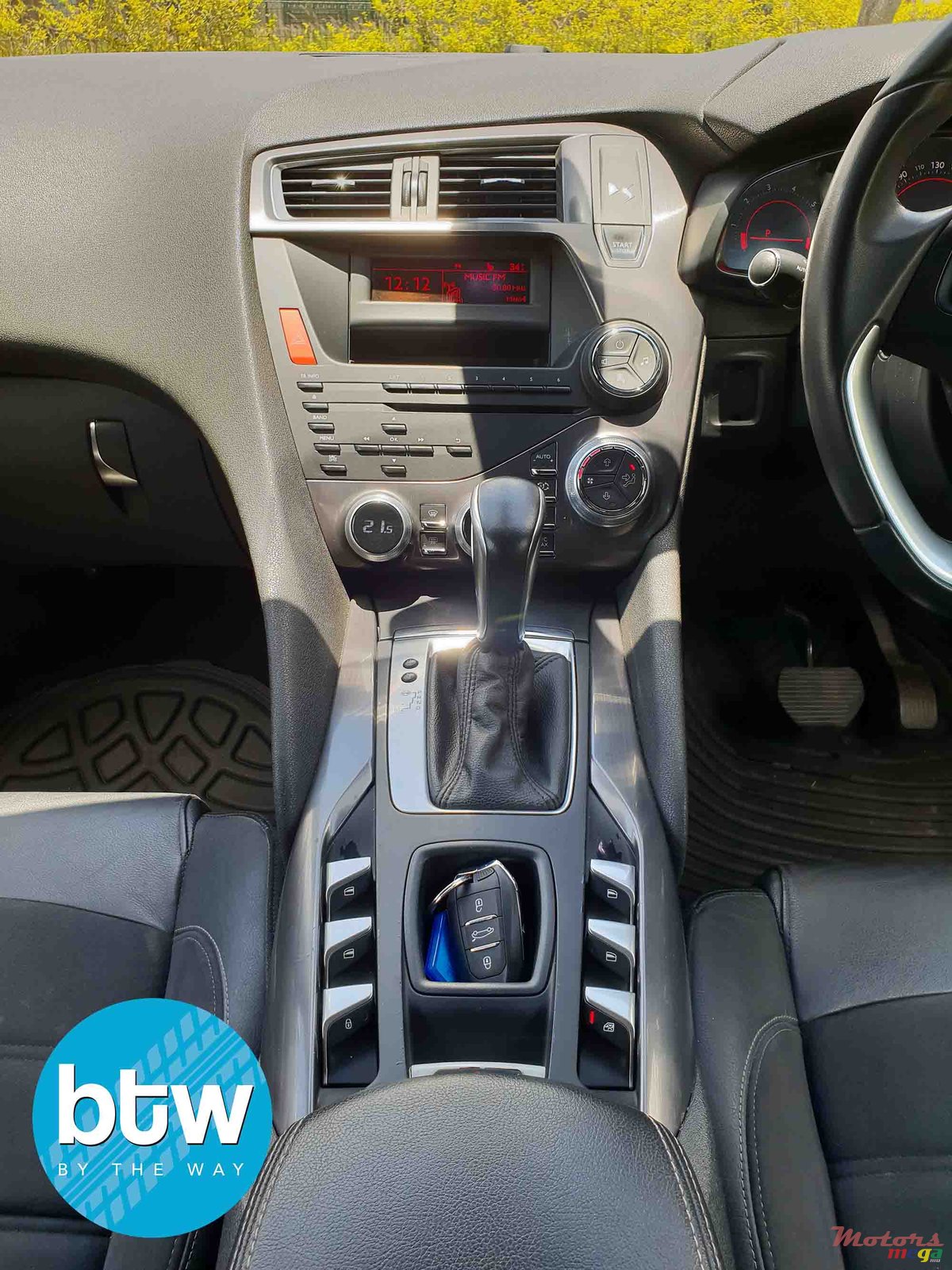 2014' Citroen DS 5 photo #6