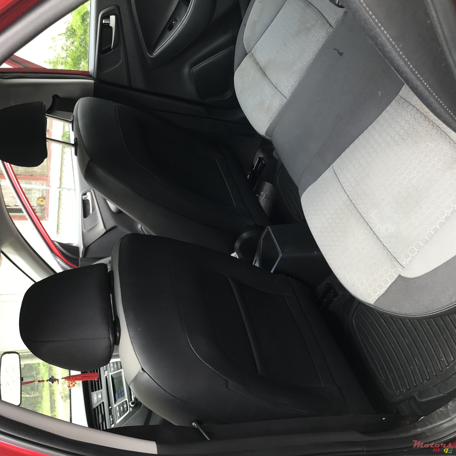 2018' Hyundai i20 photo #5