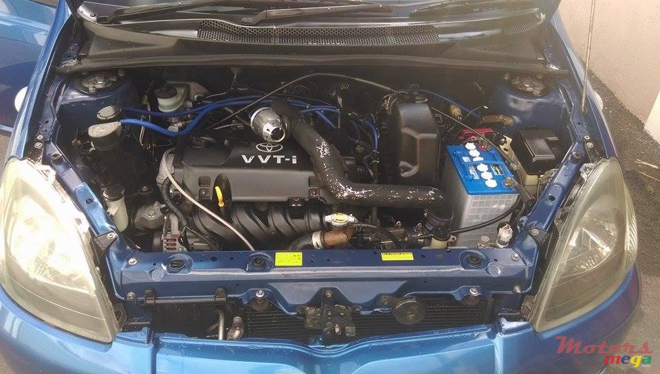 2001' Toyota Vitz RS Turbo photo #5