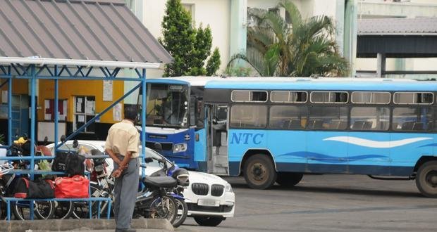 NTC: a Blue Line Bus Without Taillights
