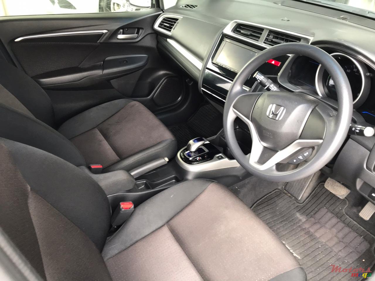 2015' Honda Fit photo #3