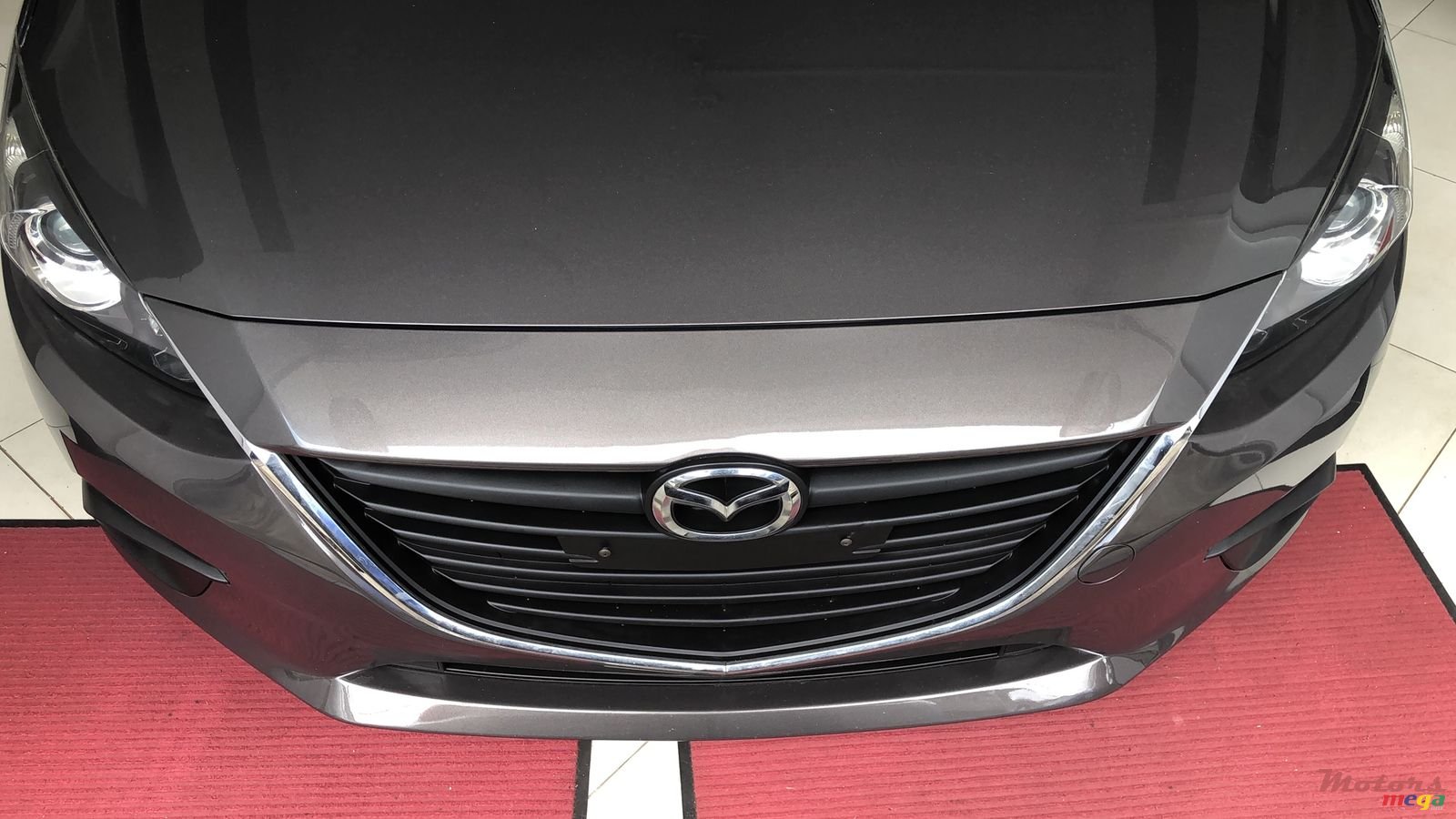 2016' Mazda Axela photo #2