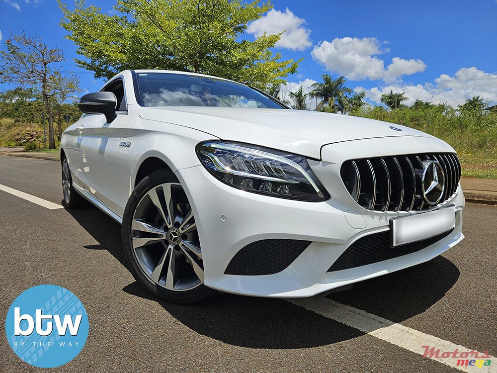 2018' Mercedes-Benz C 180 AMG Coupe photo #1