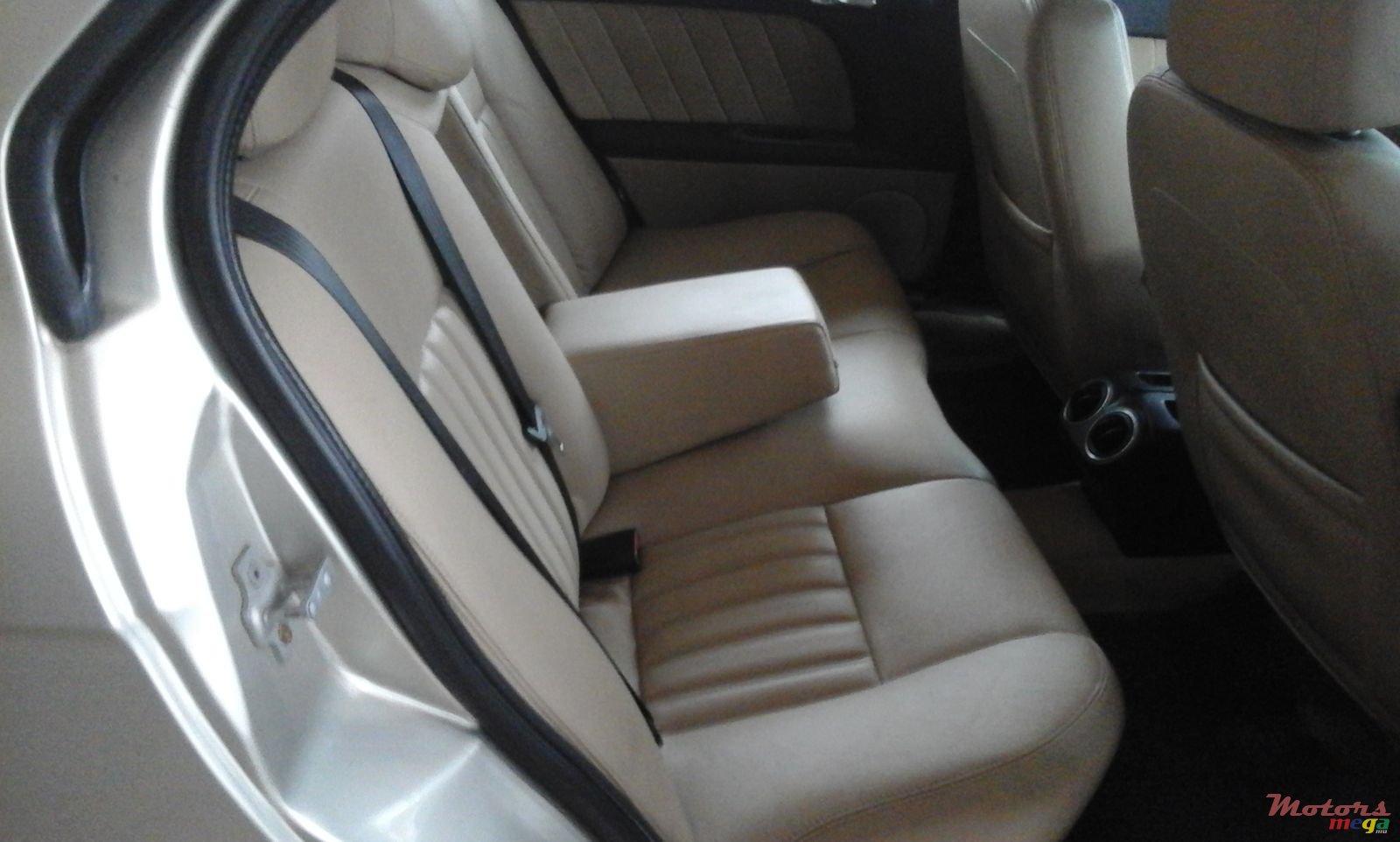 2005' Alfa Romeo 156 photo #4