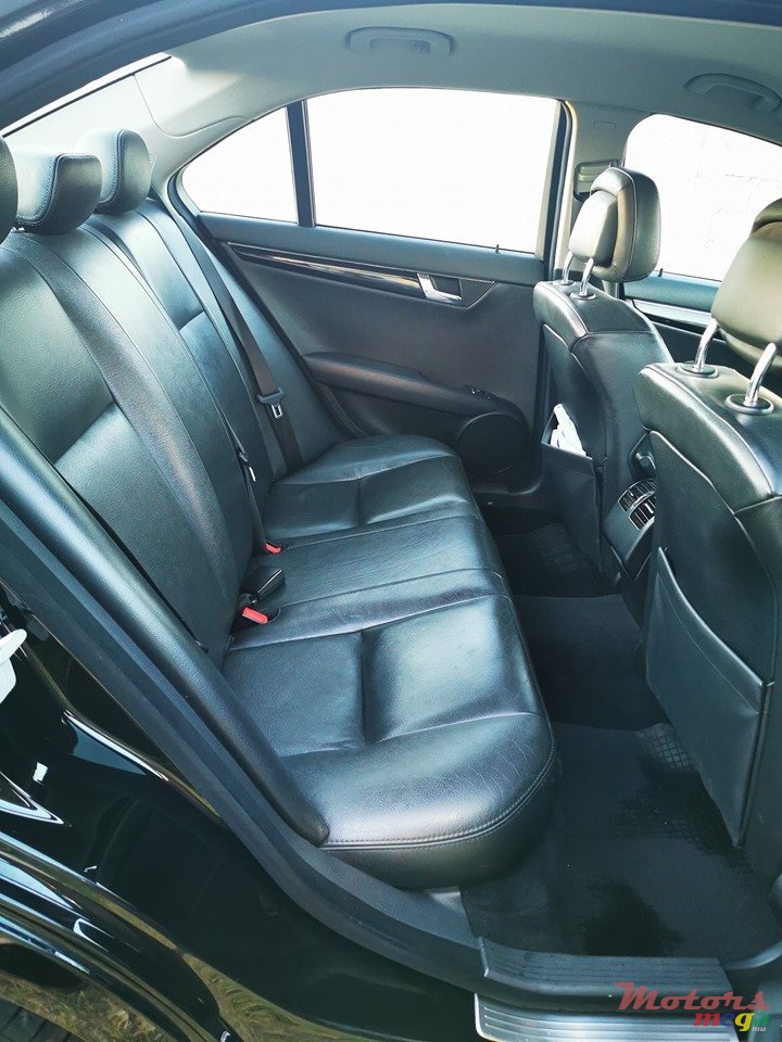 2008' Mercedes-Benz C-Class Kompressor photo #6