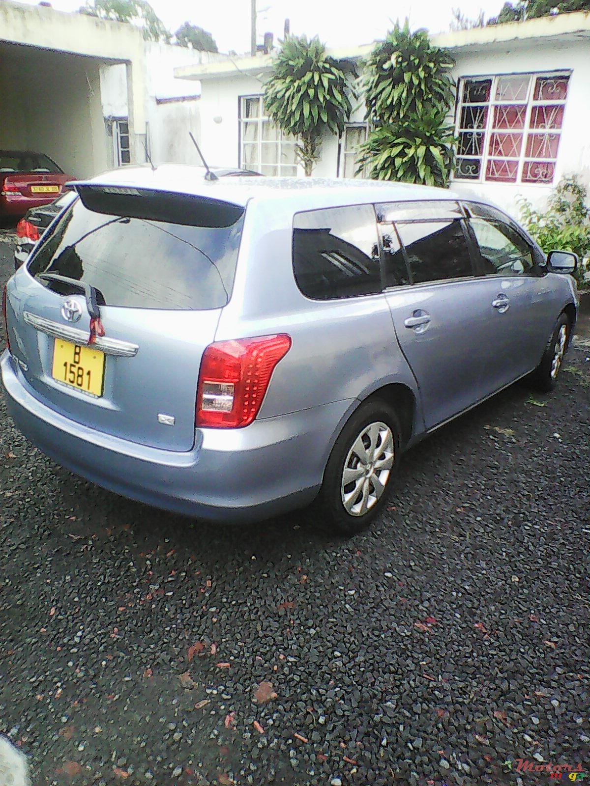 2007' Toyota Fielder axio photo #2