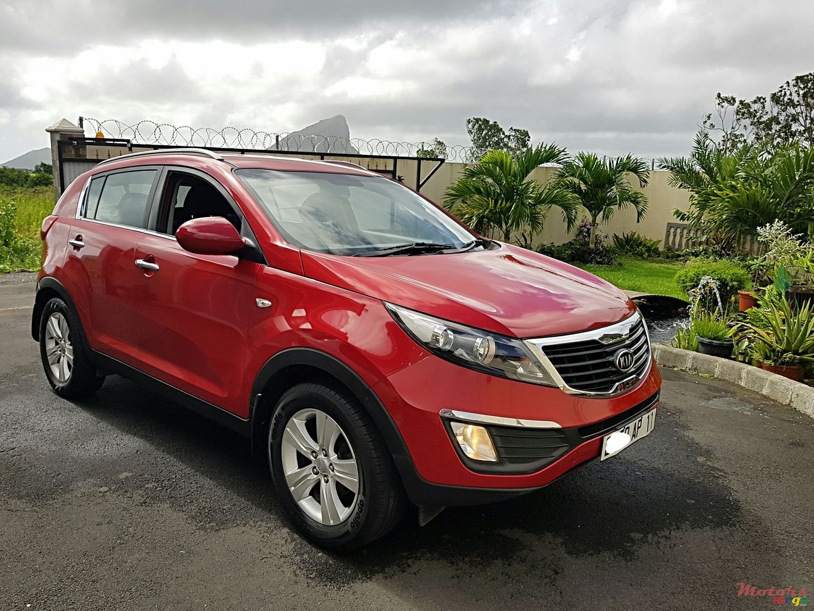 2011' Kia Sportage manual petrol photo #1