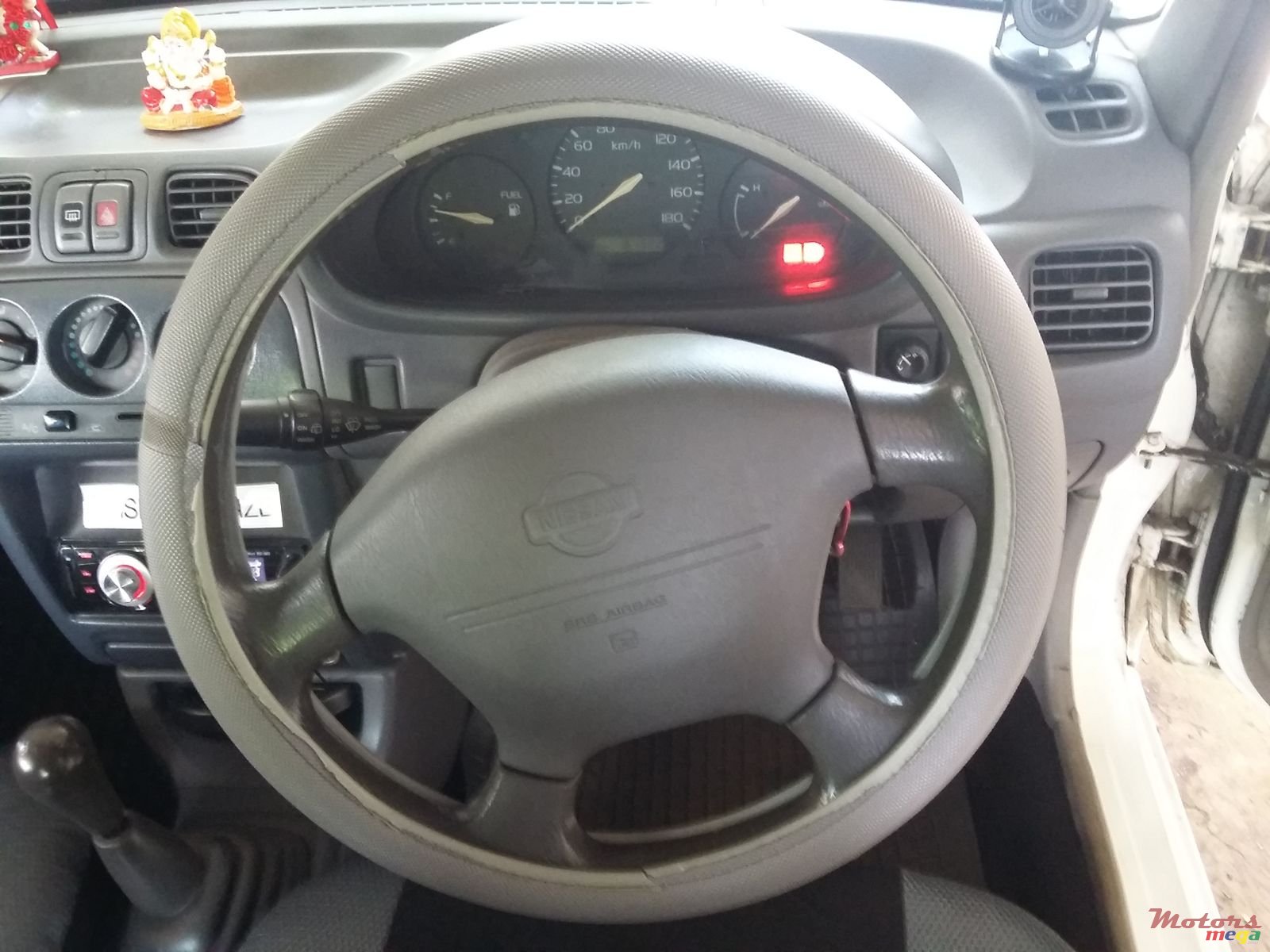 2000' Nissan March photo #3