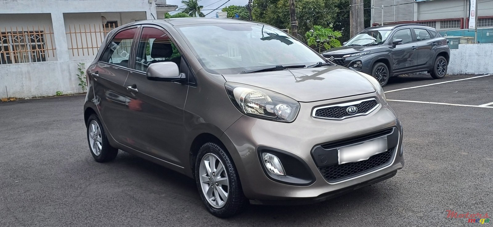2013' Kia Picanto photo #1