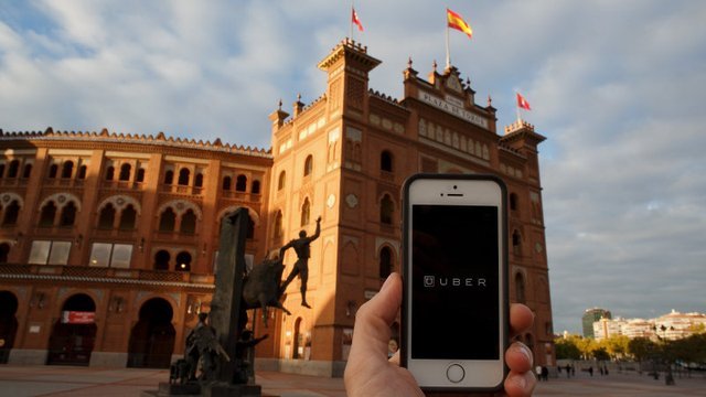 Uber Puts the Brakes on in Spain
