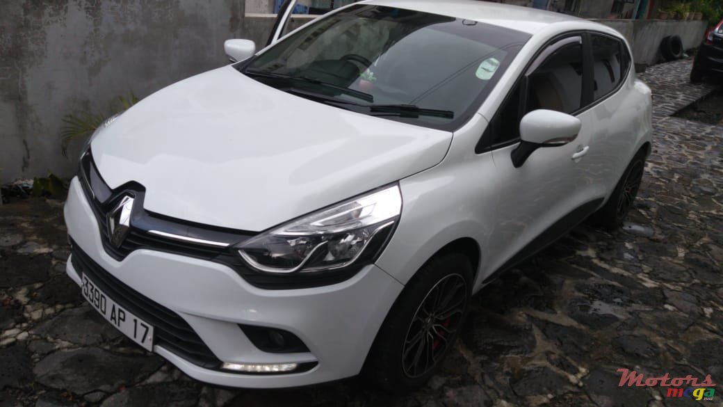 2017' Renault Clio photo #5