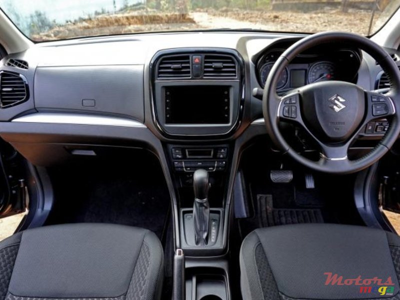 2021' Suzuki Vitara Brezza photo #6