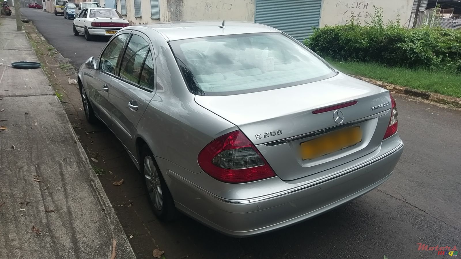 2008' Mercedes-Benz E-Class photo #3