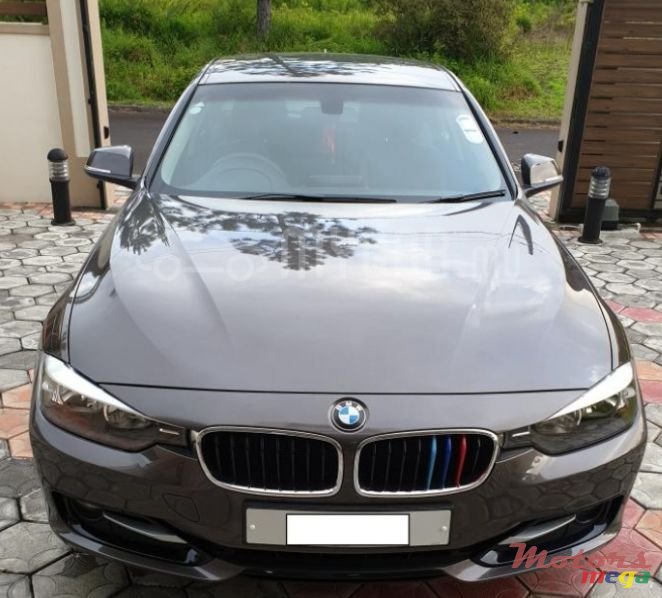2014' BMW 320 photo #1