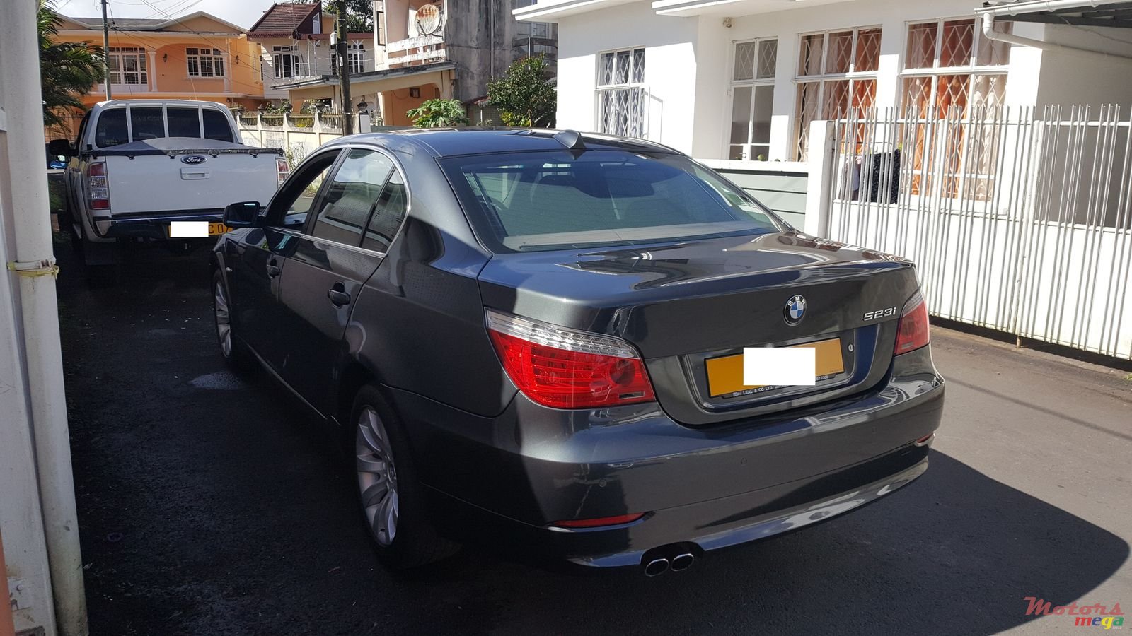 2007' BMW 523i photo #6