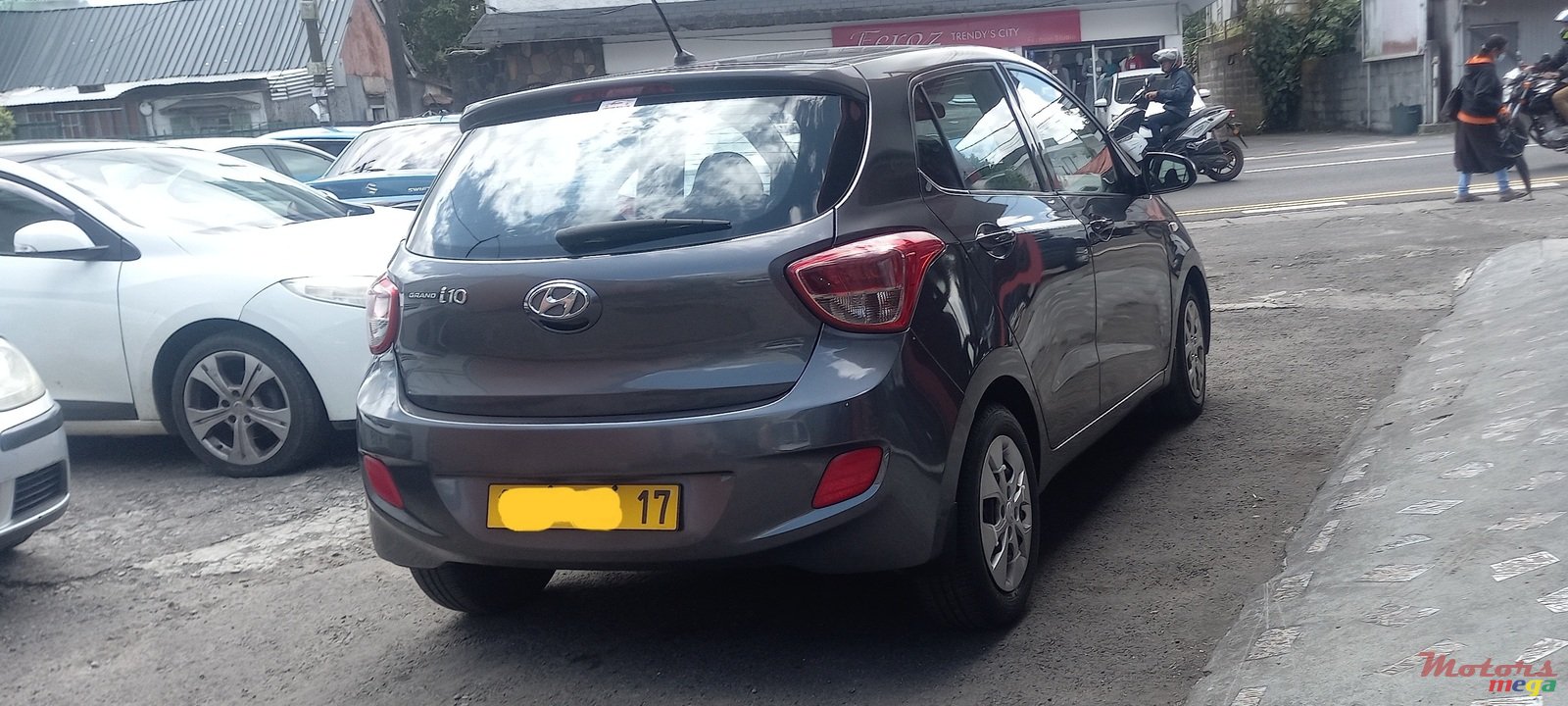 2017' Hyundai Grand i10 photo #4