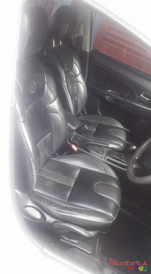 2004' Mazda photo #6