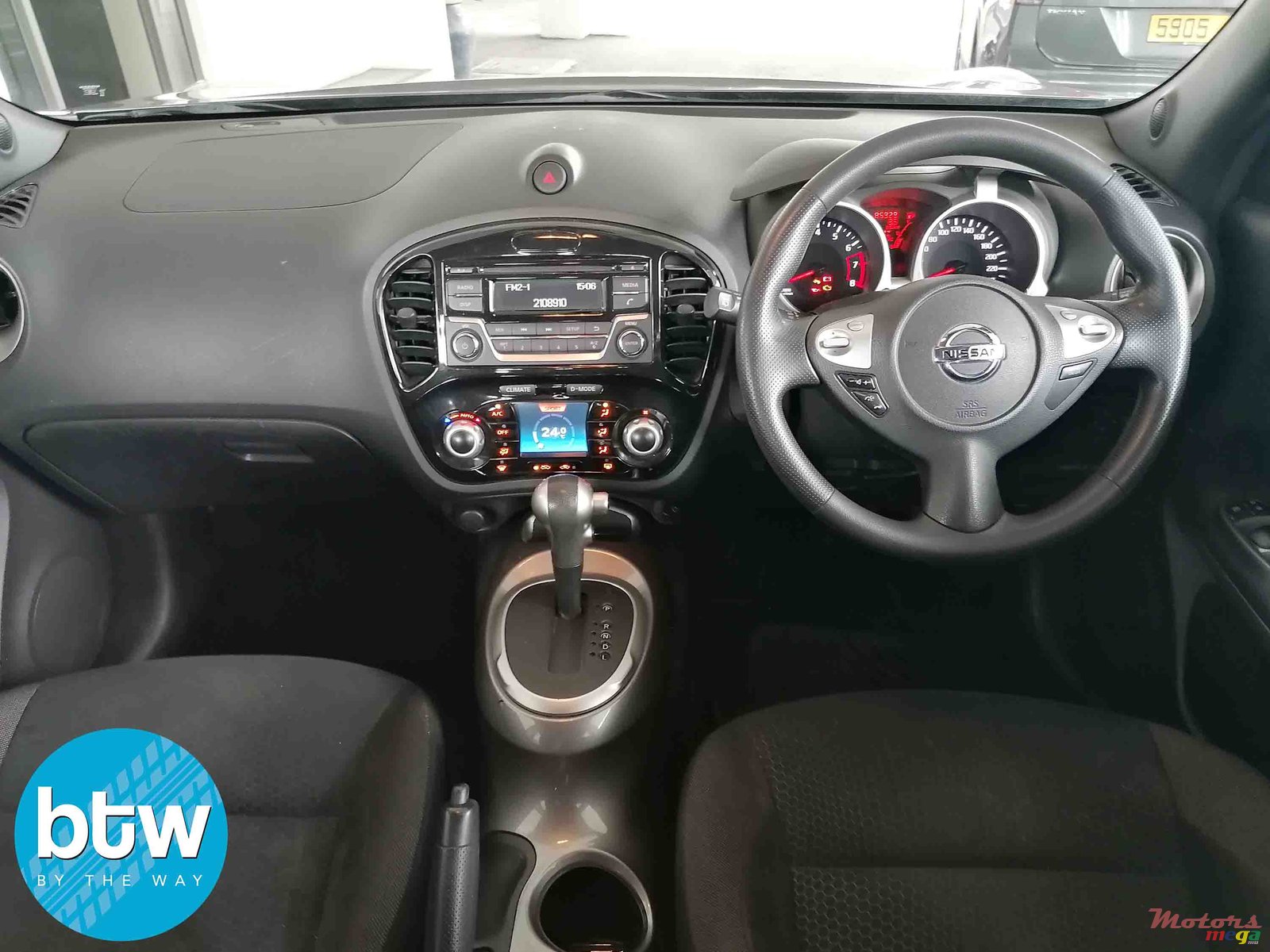 2017' Nissan Juke photo #6